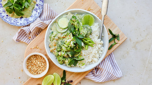 Green Sesame Broccoli, Zucchini and Chickpea Curry